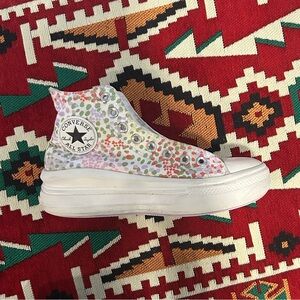 Converse White High-Top Sneakers with Classic Style